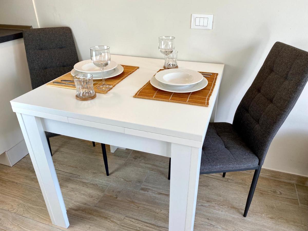 Bright Studio Apartment With Free Private Parking Мерано Экстерьер фото