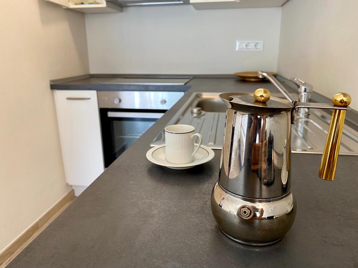 Bright Studio Apartment With Free Private Parking Мерано Экстерьер фото